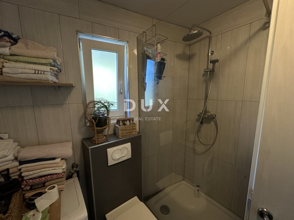 ZADAR, DIKLO - Privlačno stanovanje z vrtom in pogledom na morje!