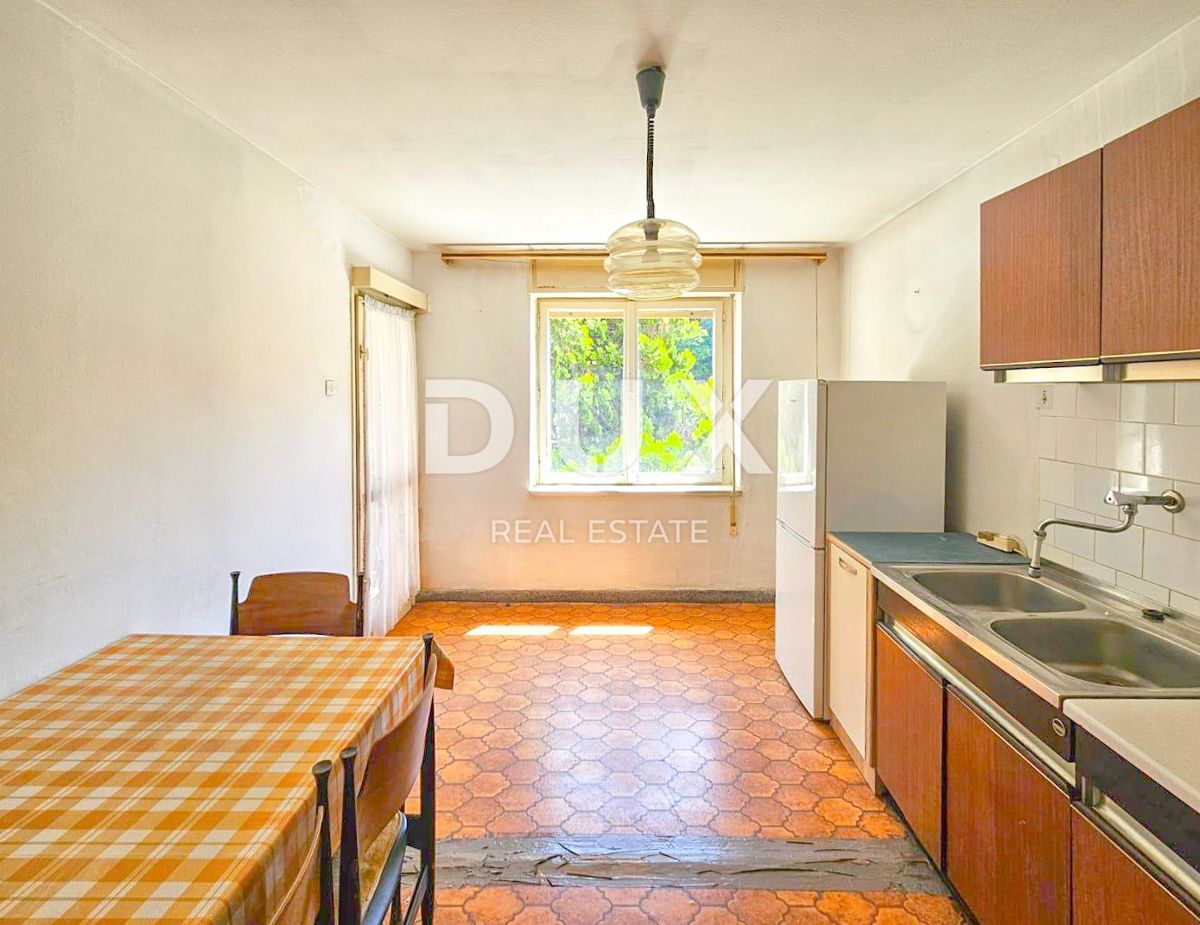 ISTRA, PULA - Dvosobno stanovanje, visoko pritličje, mirna in iskana lokacija