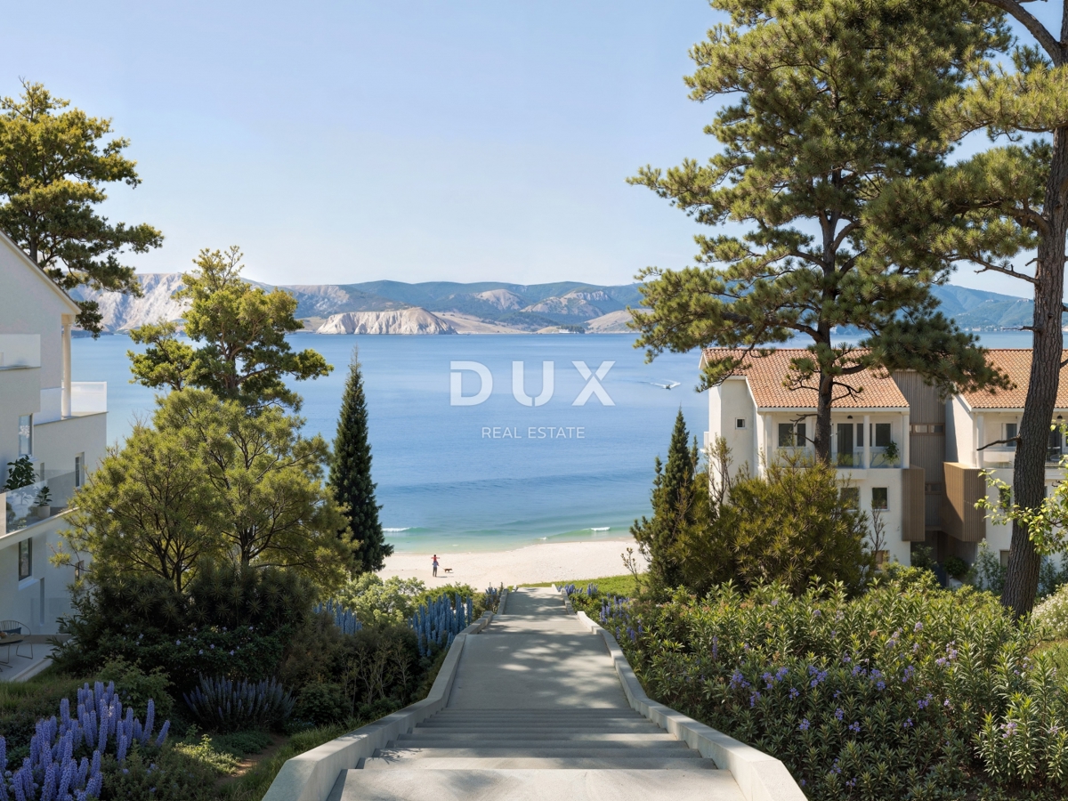 NOVI VINODOLSKI – 72 m² veliko stanovanje v ekskluzivnem letovišču, prva vrsta ob morju z zasebno plažo