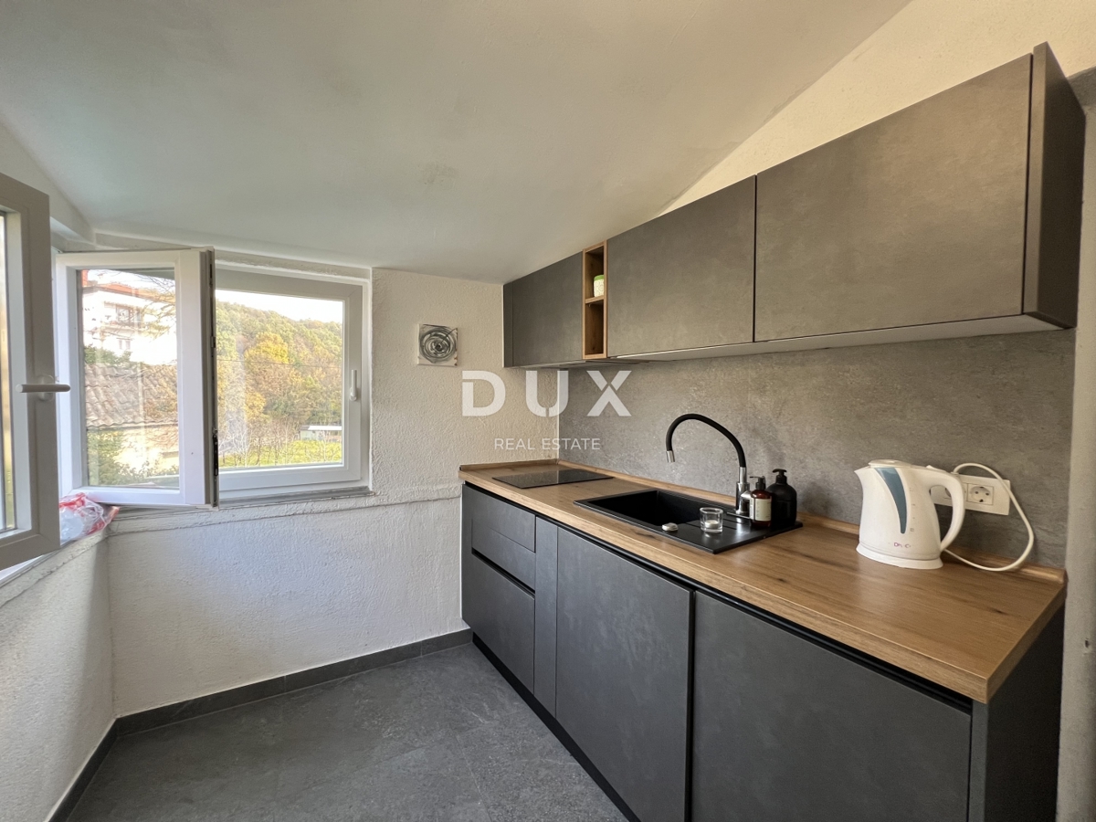 KASTAV – INVESTICIJSKA PRILOŽNOST – štiri stanovanja in poslovni prostor