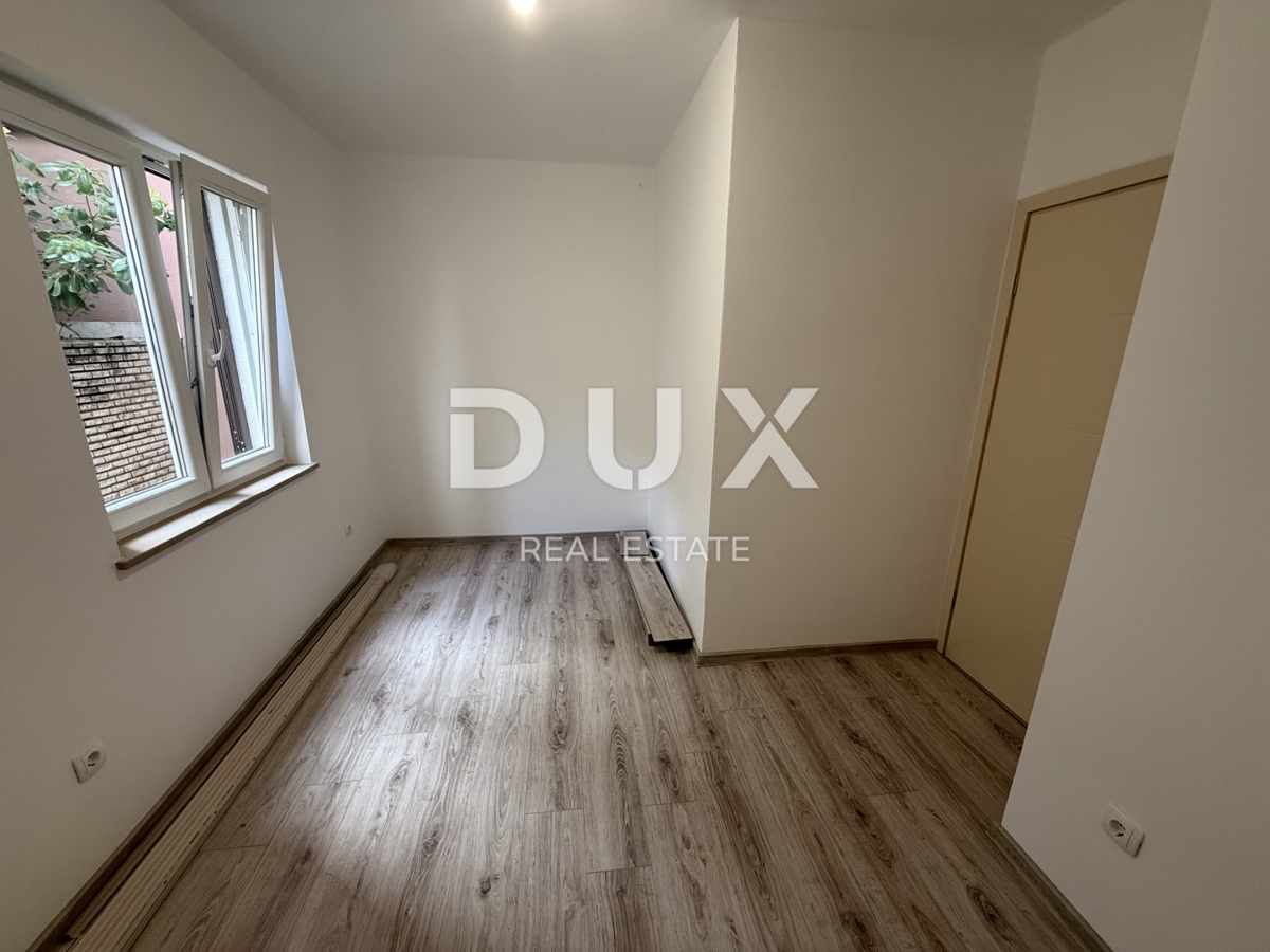 CRIKVENICA - PRILOŽNOST! 2-sobno stanovanje z zasebnim vrtom in pogledom na morje