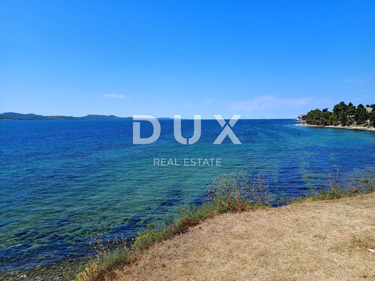 ZADAR, ARBANASI - Gradbeno zemljišče na ekskluzivni lokaciji 100 m od morja