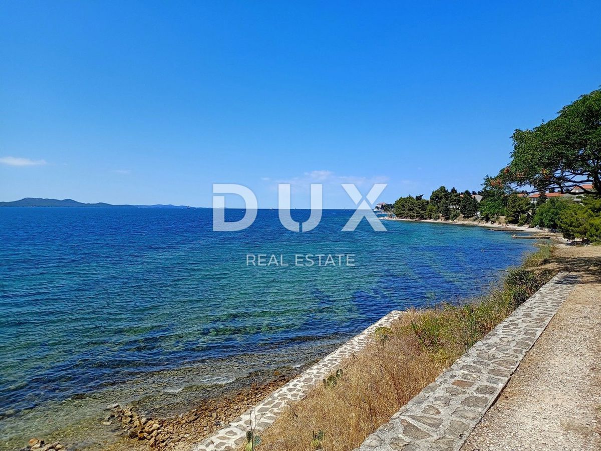 ZADAR, ARBANASI - Gradbeno zemljišče na ekskluzivni lokaciji 100 m od morja