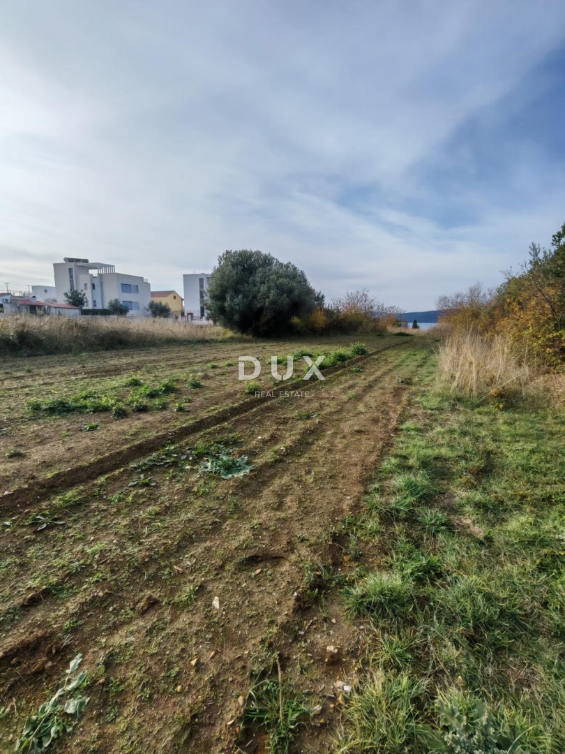 ZADAR, ARBANASI - Gradbeno zemljišče na ekskluzivni lokaciji 100 m od morja