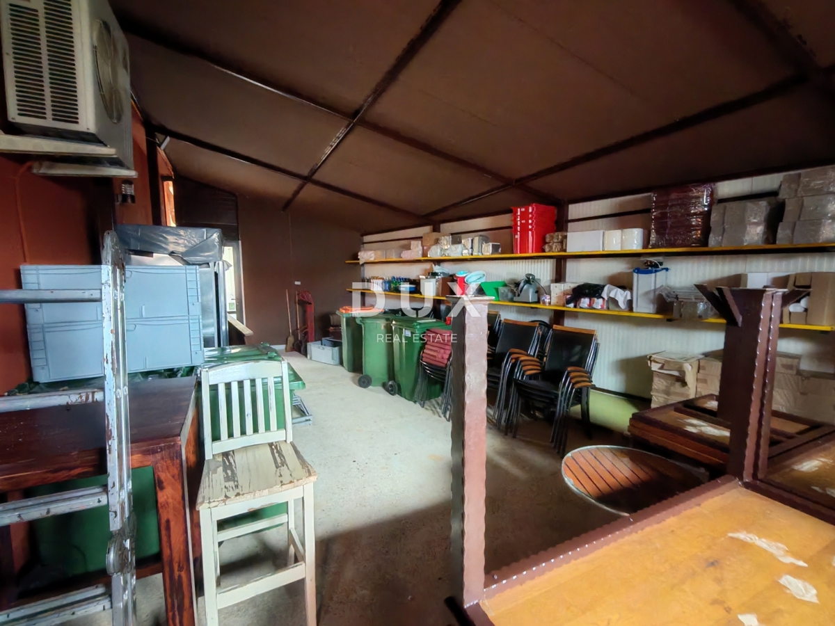 ZADAR, ZATON - Znana, uveljavljena restavracija na prometni lokaciji z ogromnim parkiriščem!