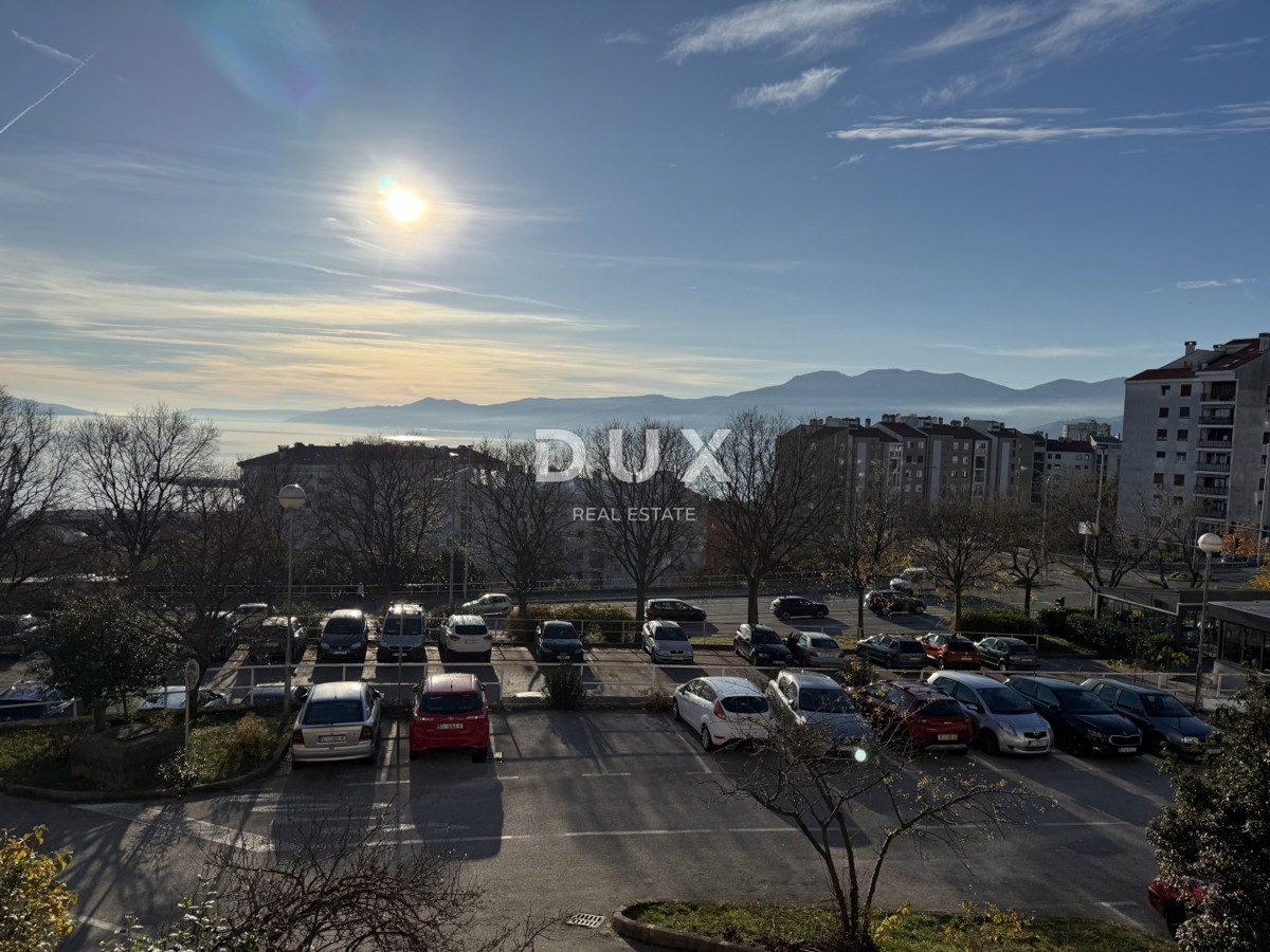 RIJEKA, KRNJEVO - Stanovanje z 1 spalnico in dnevno sobo s pogledom na morje