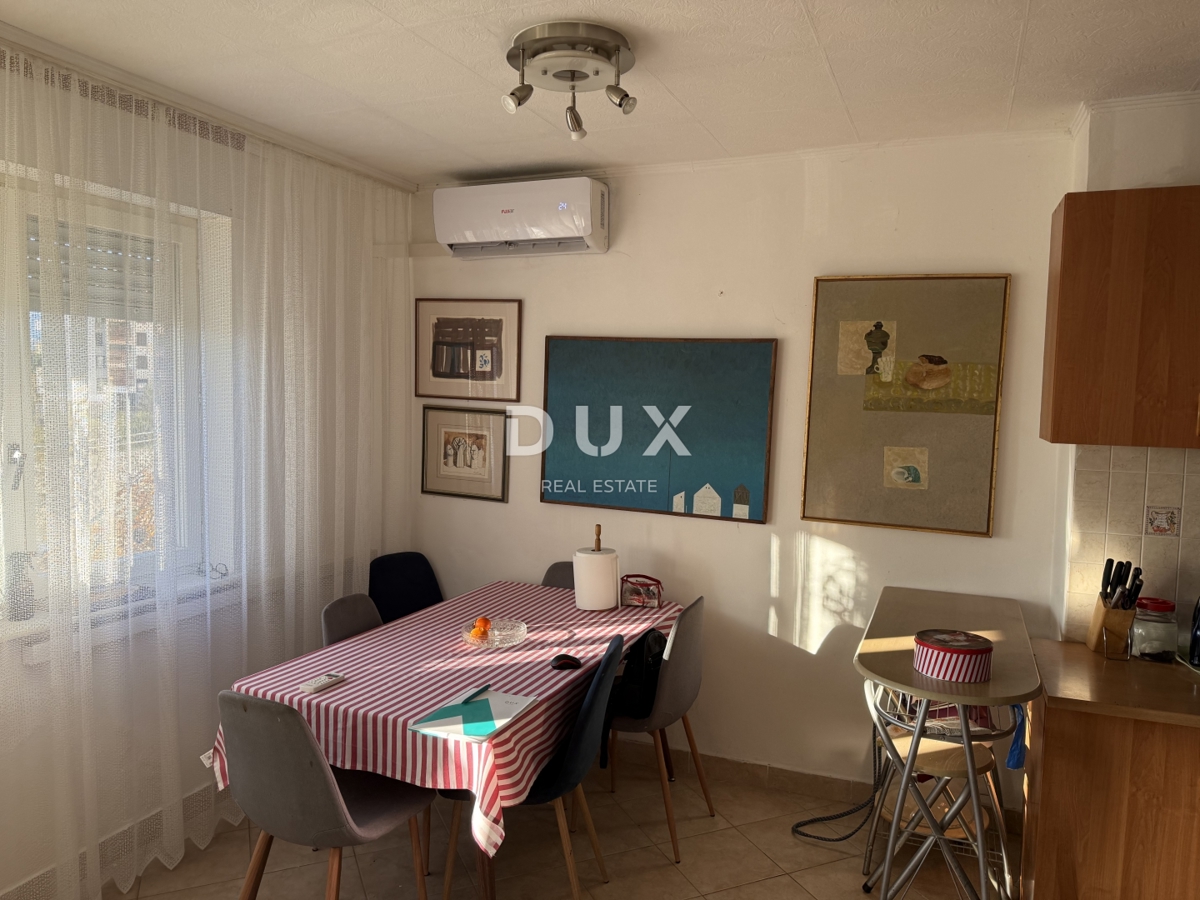 RIJEKA, KRNJEVO - Stanovanje z 1 spalnico in dnevno sobo s pogledom na morje