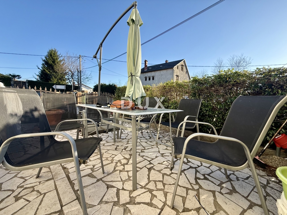 VIŠKOVO, SROKI - 1 SPALNICA + DNEVNA SOBA z lepo teraso in GARAŽO!