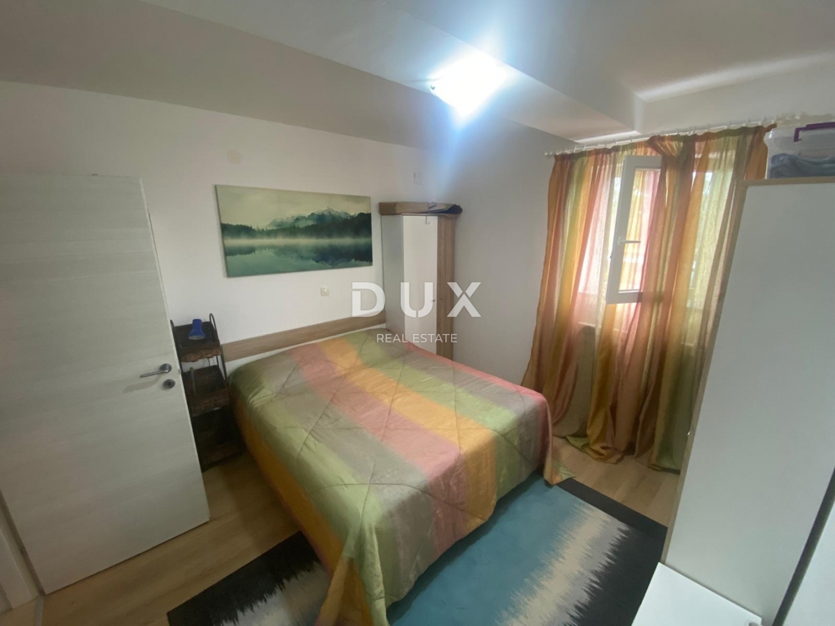 OPATIJA, VEPRINAC - stanovanje 2 spalnici + dnevna soba, 82 m2 v pritličju z bazenom in pogledom na morje + vrt! PRILOŽNOST!