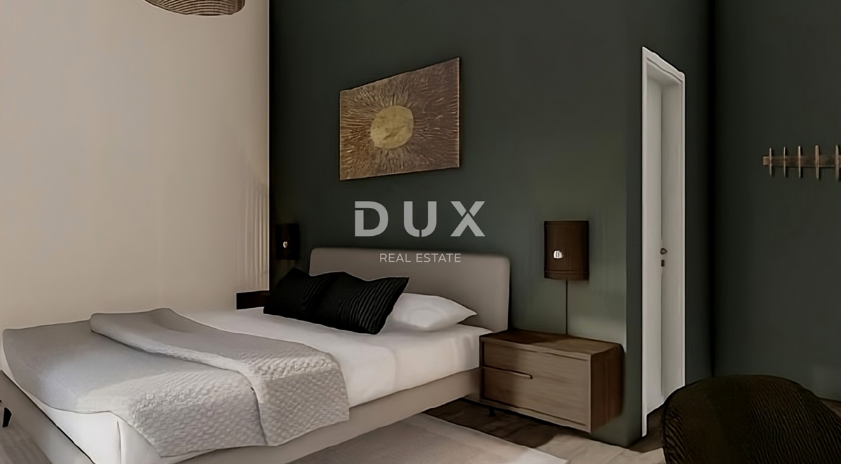 ISTRA, TINJAN - Elegantna hiša z bazenom