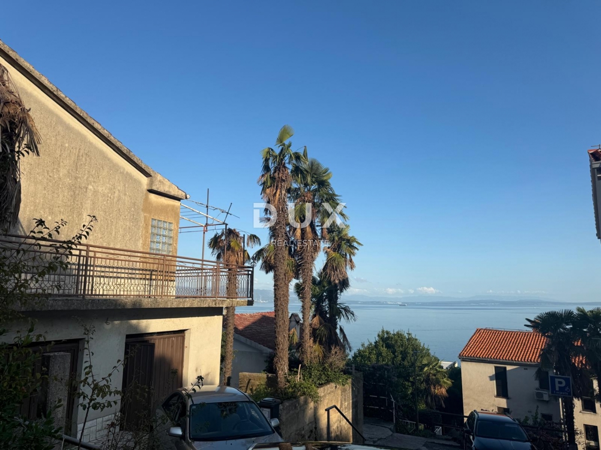 OPATIJA, CENTER - samostojna hiša z odprtim pogledom na morje in parkiriščem nad centrom