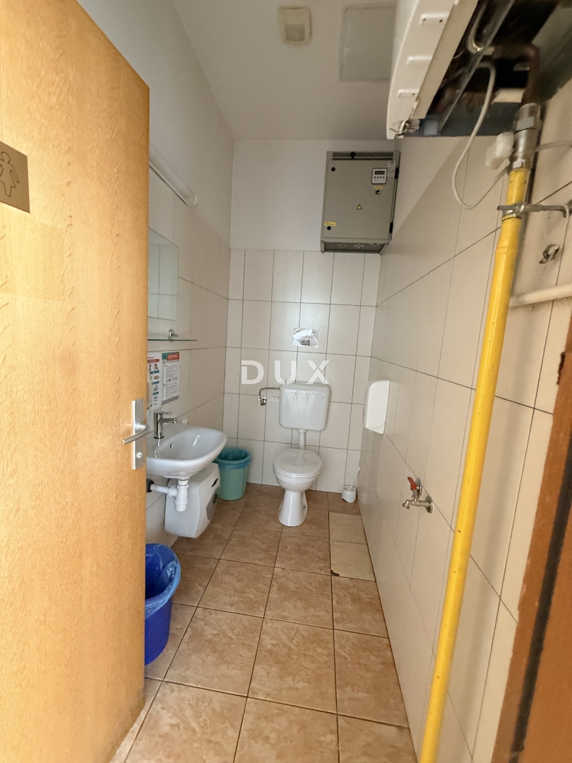 RIJEKA, ŠIRŠE CENTER - pisarniški prostor v poslovni stavbi