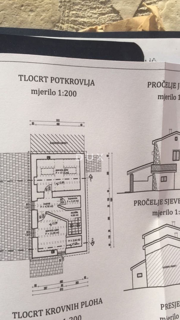 ISTRA, LABIN - Družinska hiša, obdana z naravo