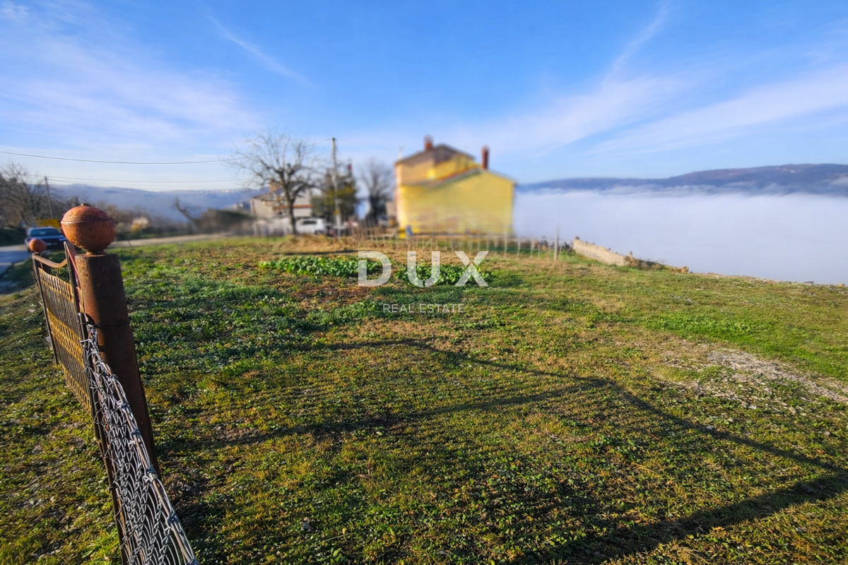 Zemljišče Brkač, Motovun, 697m2