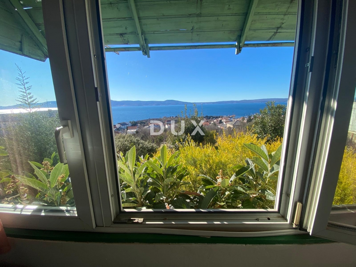 NOVI VINODOLSKI - stanovanje 30 m2 s panoramskim pogledom na morje! PRILOŽNOST!