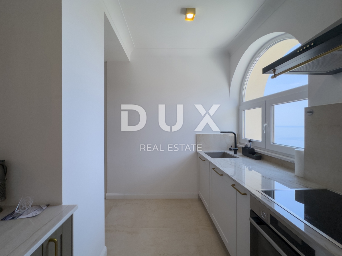 OPATIJA, LOVRAN – ekskluzivno stanovanje s panoramskim razgledom in bazenom