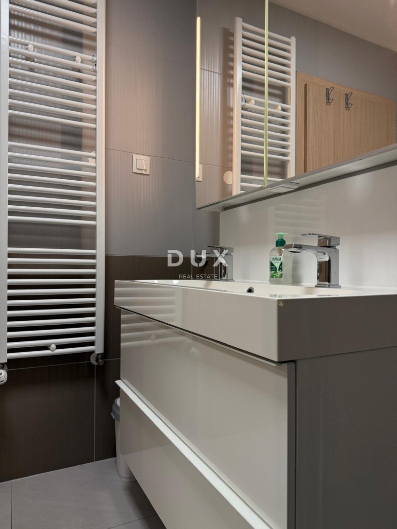 ISTRA, PULA - Stanovanje s pogledom na morje in garažo na edinstveni lokaciji!