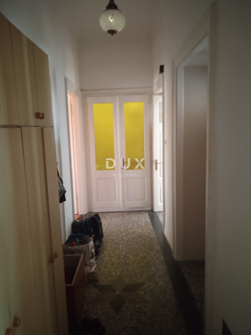 ISTRA, PULA – Prostorno stanovanje z velikim potencialom