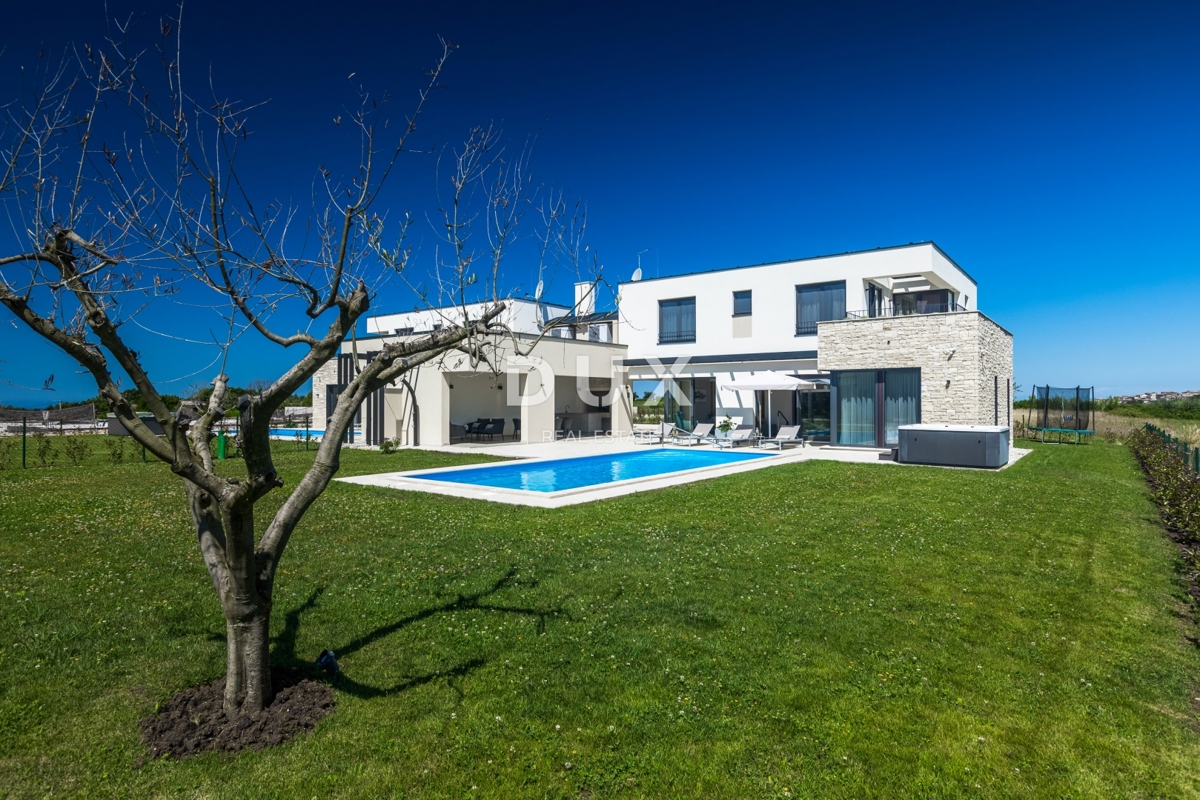 ISTRA, BRTONIGLA - Dizajnerska vila - kombinacija udobja in razkošja