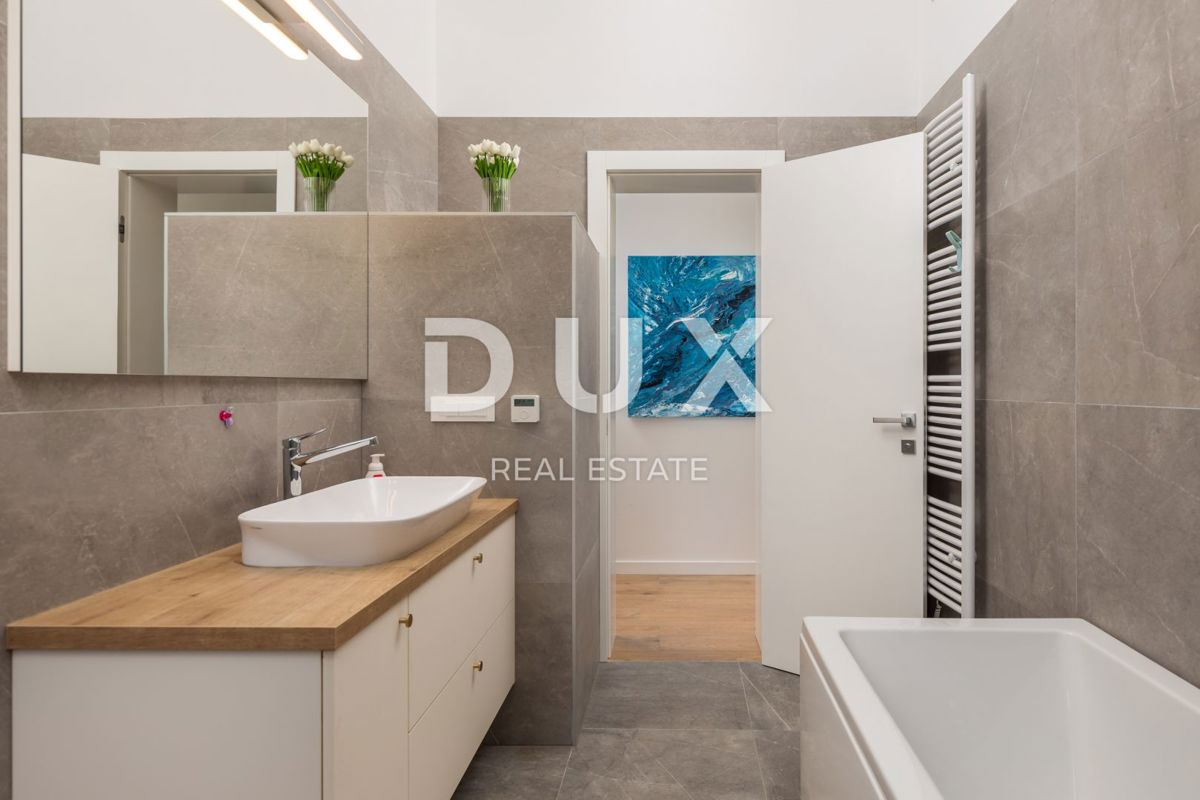 ISTRA, POREČ - Luksuzna vila - ekskluzivna lokacija, neoviran pogled na morje 