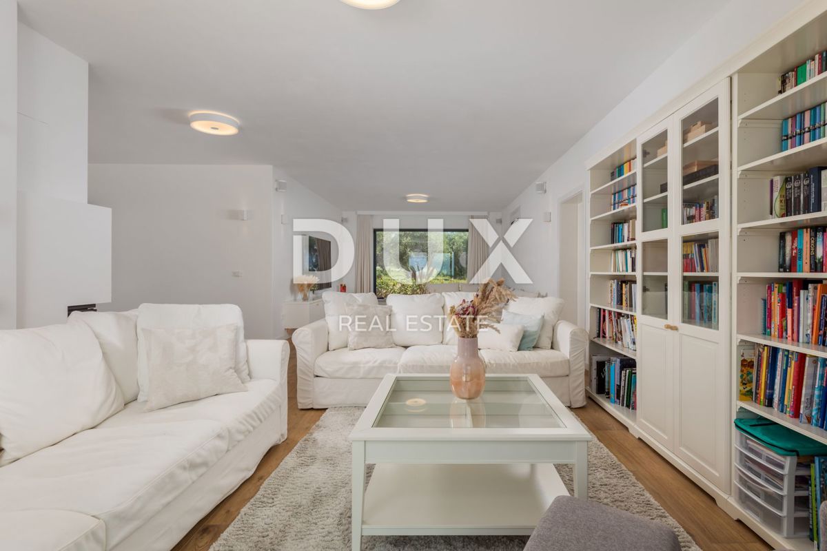 ISTRA, POREČ - Luksuzna vila - ekskluzivna lokacija, neoviran pogled na morje 