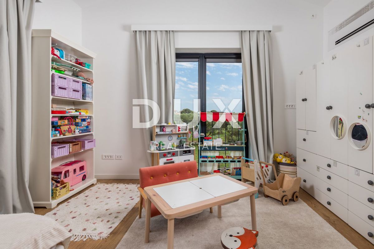 ISTRA, POREČ - Luksuzna vila - ekskluzivna lokacija, neoviran pogled na morje 