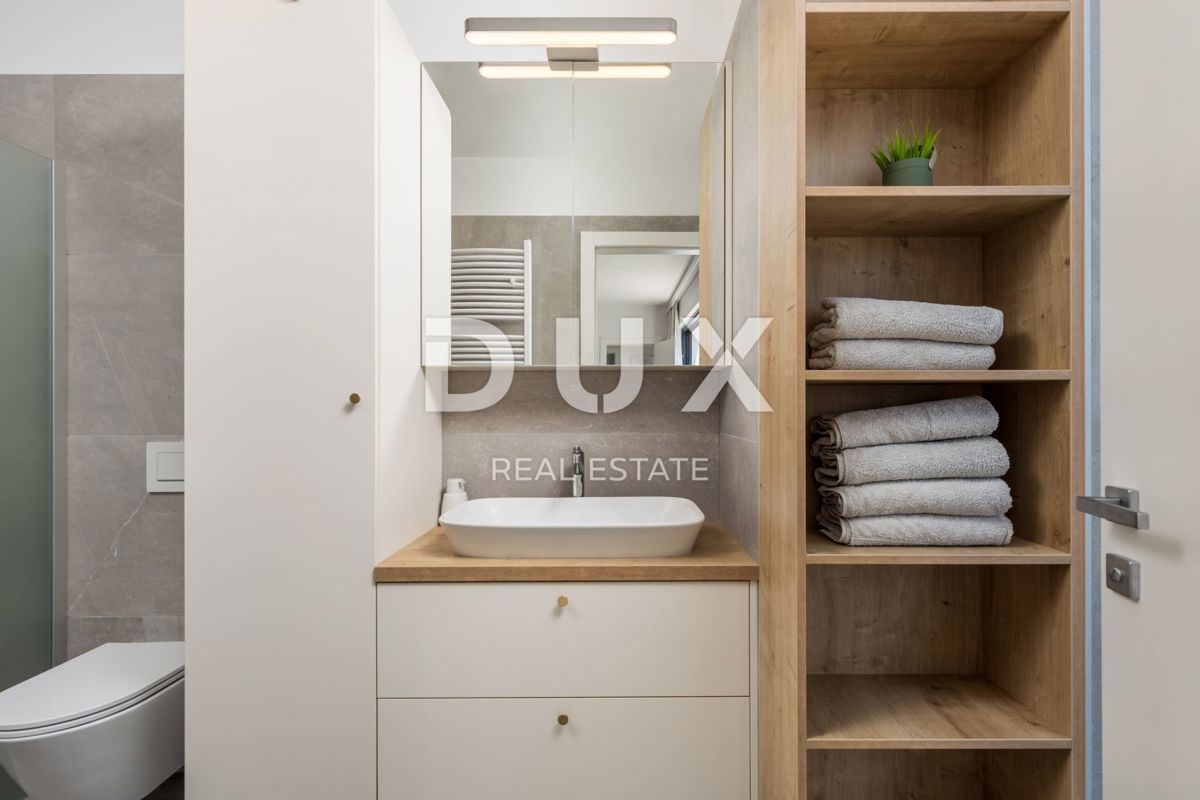 ISTRA, POREČ - Luksuzna vila - ekskluzivna lokacija, neoviran pogled na morje 