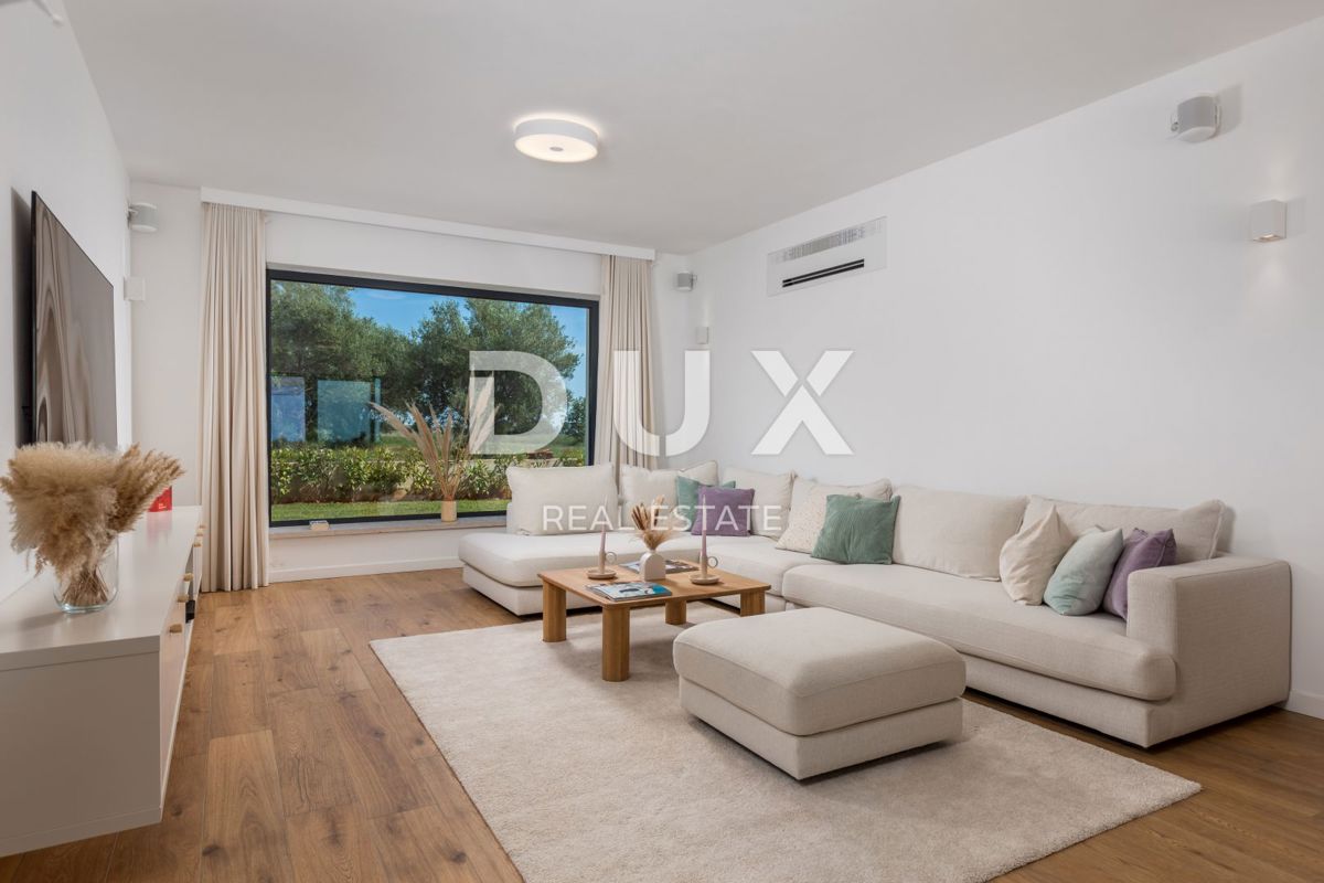 ISTRA, POREČ - Luksuzna vila - ekskluzivna lokacija, neoviran pogled na morje 