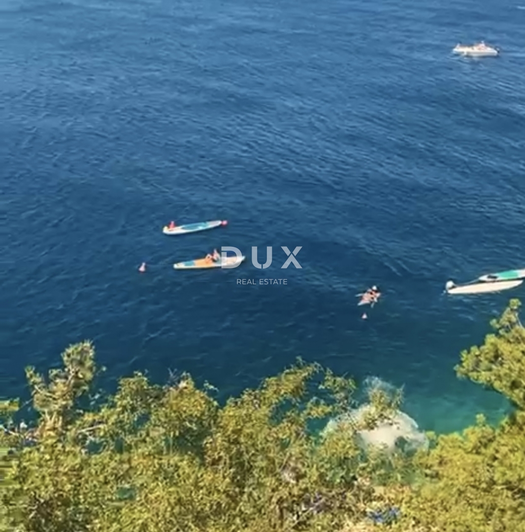 SENJ, OKOLICA – apartma v prvi vrsti ob morju