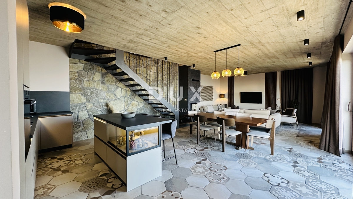 Hiša Poljane, Opatija - Okolica, 250m2