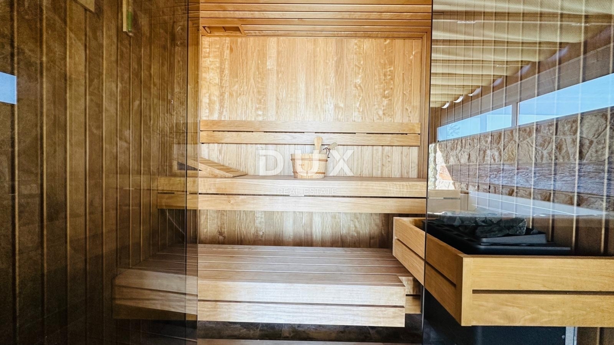 Hiša Poljane, Opatija - Okolica, 250m2