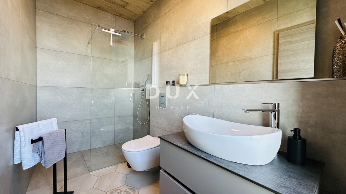 Hiša Poljane, Opatija - Okolica, 250m2