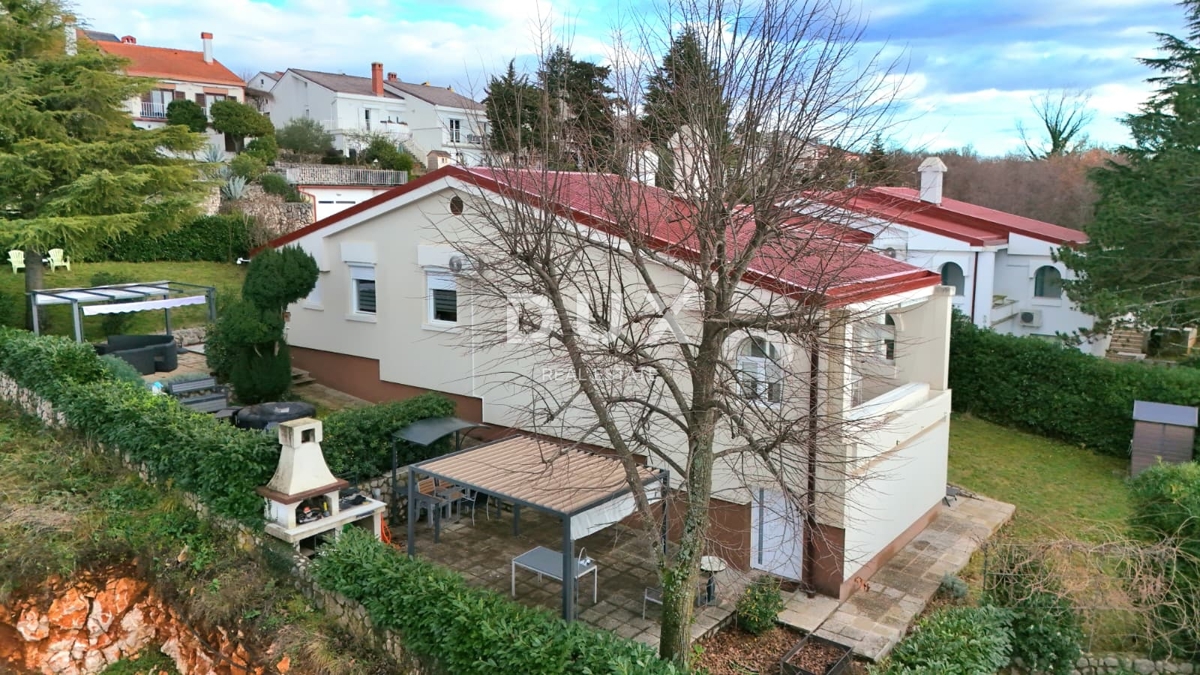 Hiša Njivice, Omišalj, 276m2