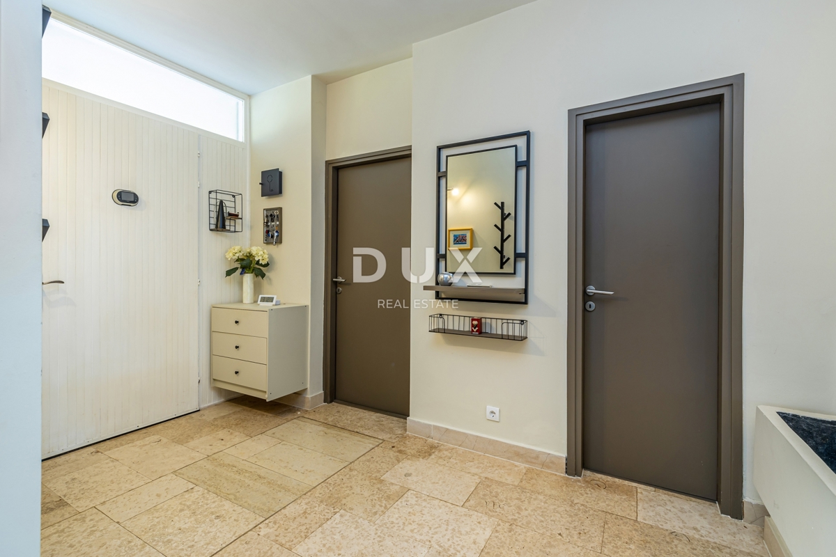 Hiša Njivice, Omišalj, 276m2