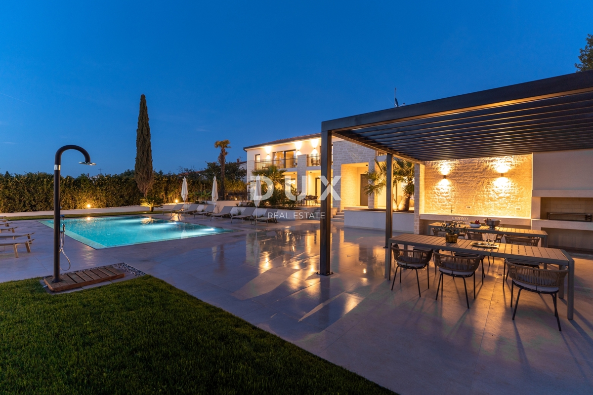 ISTRA, POREČ - Ekskluzivna vila, tri stanovanjske enote, luksuz ob morju