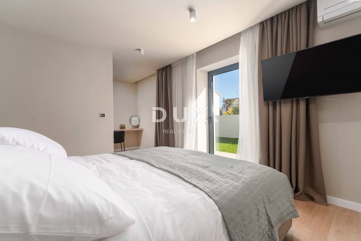 ISTRA, POREČ - Ekskluzivna vila, tri stanovanjske enote, luksuz ob morju