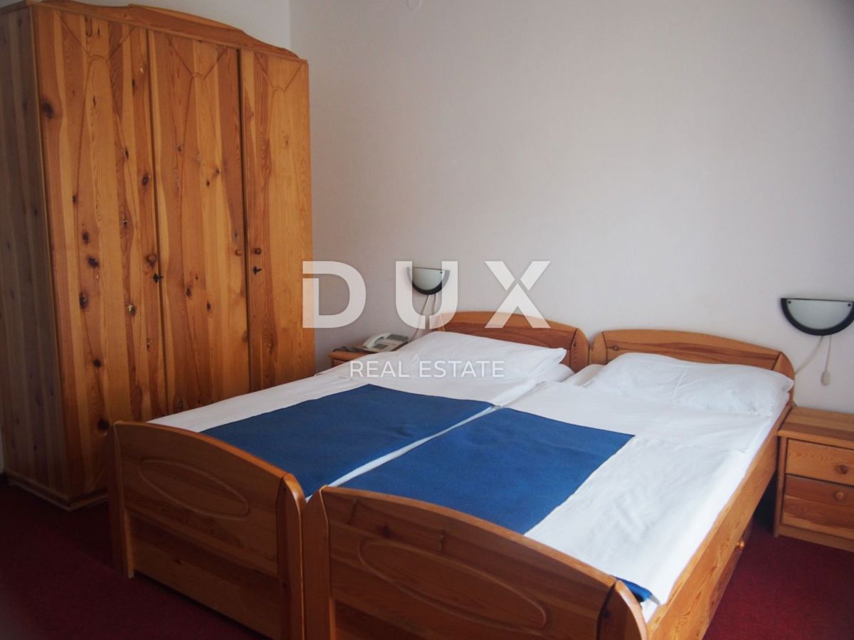 OTOK PAG, PAG - Prostoren hotel z dostopom do plaže