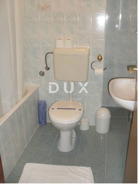 OTOK PAG, PAG - Prostoren hotel z dostopom do plaže