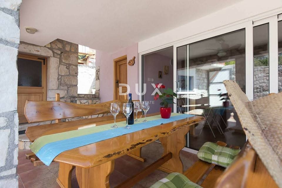 CRIKVENICA - samostojna hiša s pogledom na morje