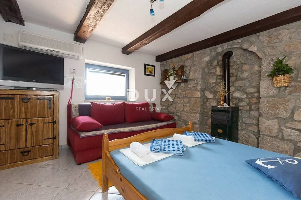 CRIKVENICA - samostojna hiša s pogledom na morje