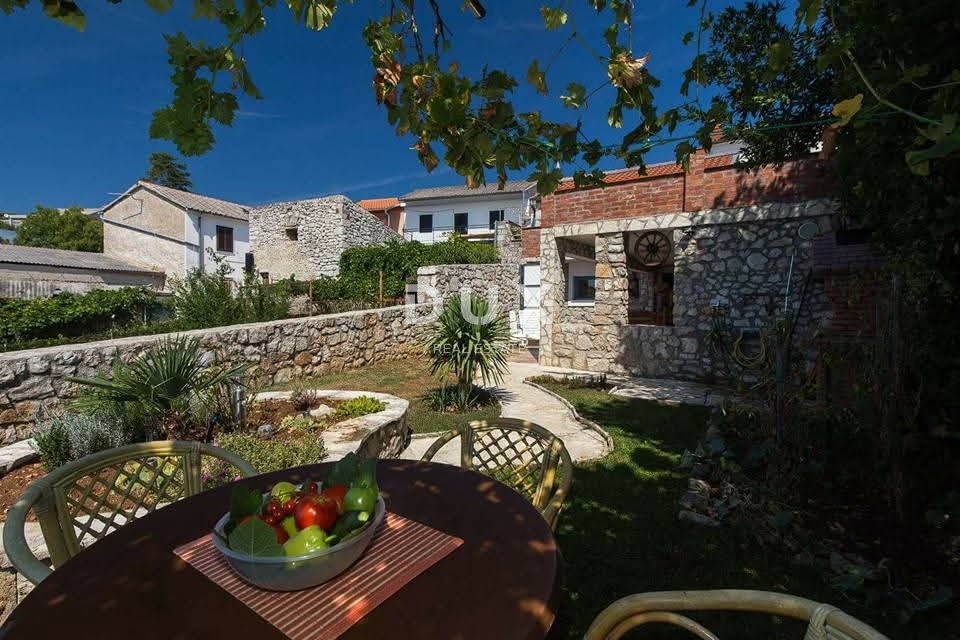 CRIKVENICA - samostojna hiša s pogledom na morje