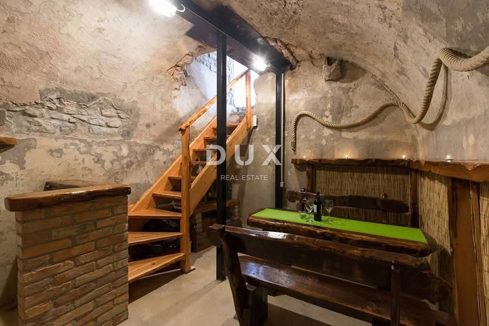 CRIKVENICA - samostojna hiša s pogledom na morje