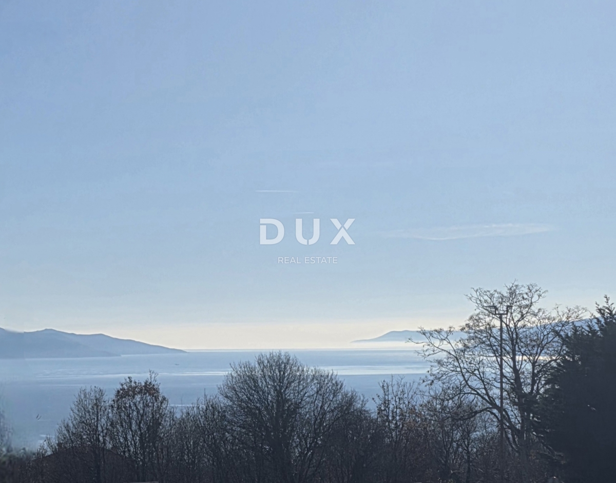 KASTAV, REŠETARI - stanovanje 105m2 z odprtim pogledom na morje, 3 spalnice + dnevna soba, pritličje + vrt 200m2