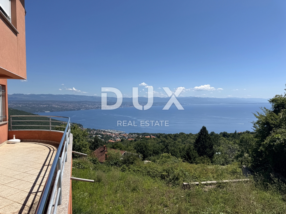LOVRAN, DOBREĆ - Panoramski raj nad Kvarnerjem - stanovanje, ki vam bo vzelo dih