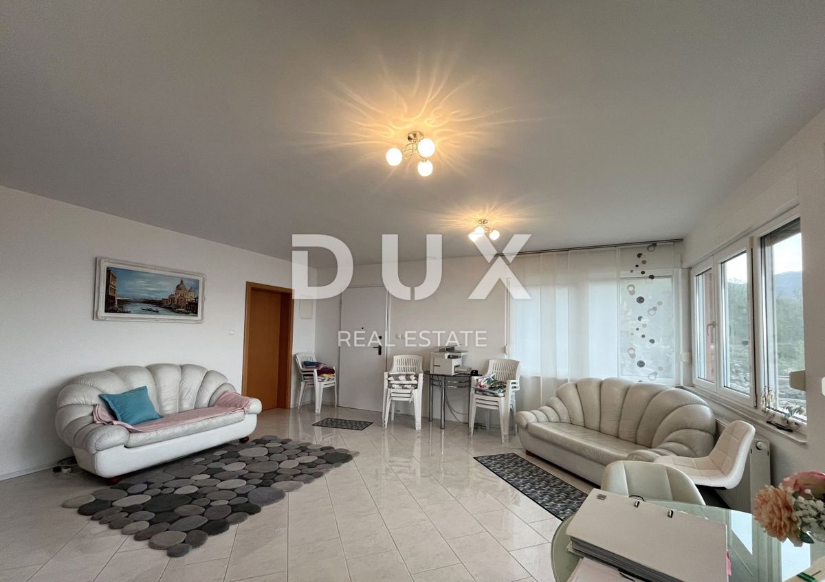 LOVRAN, DOBREĆ - Panoramski raj nad Kvarnerjem - stanovanje, ki vam bo vzelo dih