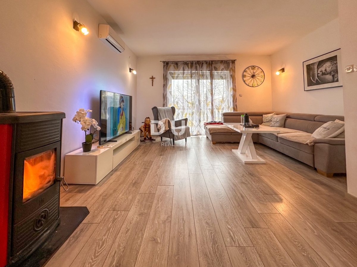 RIJEKA, KUKULJANOVO - opremljeno 3-sobno stanovanje + dnevna soba v pritličju s 356 m2 vrta