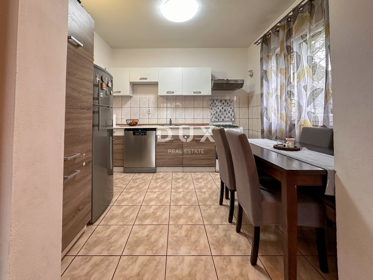 RIJEKA, KUKULJANOVO - opremljeno 3-sobno stanovanje + dnevna soba v pritličju s 356 m2 vrta