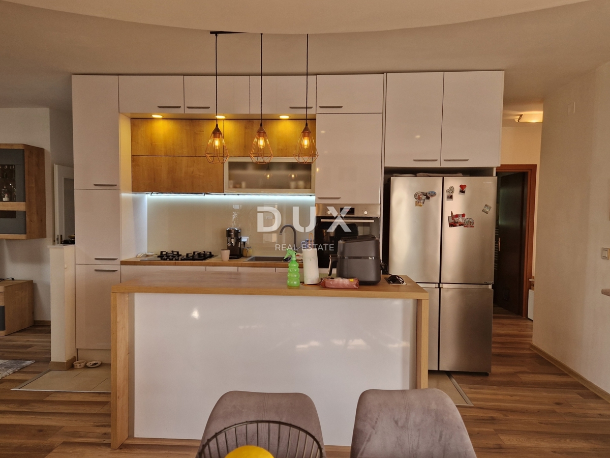 ZAGREB, LANIŠTE – Prostorno štirisobno družinsko stanovanje z dvema balkonoma