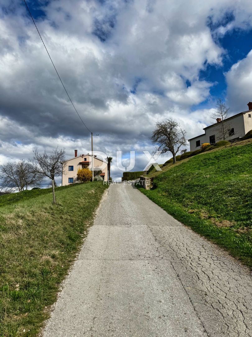 OSREDNJA ISTRA - Gradbeno zemljišče s panoramskim razgledom