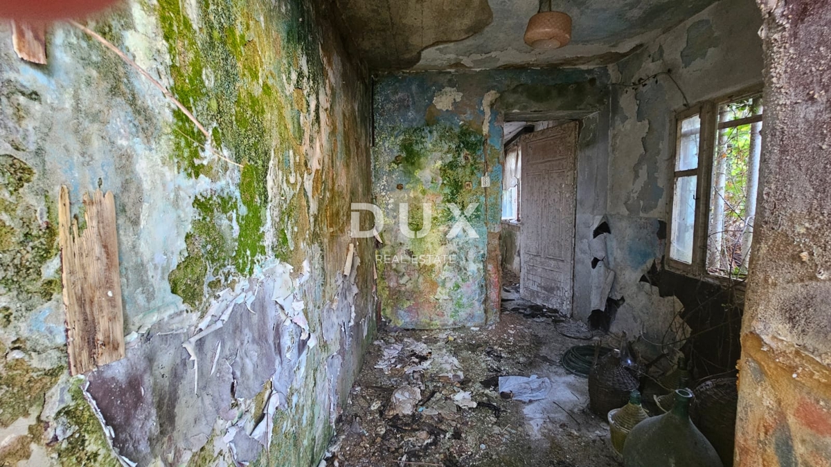 OPATIJA, MIHOTIĆI - Starinska hiša s projektom, gradbenim dovoljenjem in razgledom